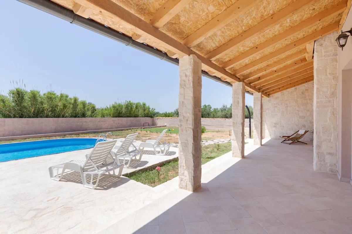 Casa Di Marko-New Modern Rustic House With Pool And Spacious Garden! Привлака Екстериор снимка